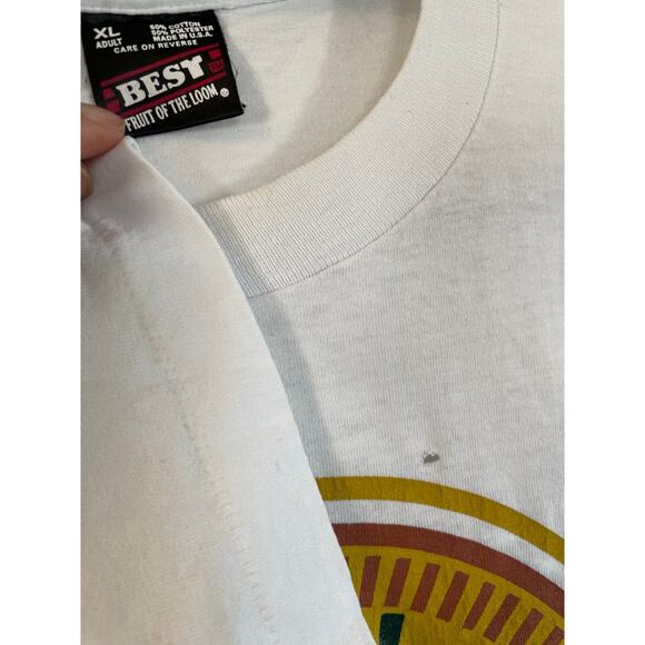 5 VTG Shirts Reseller Bundle- Y2K, UCLA, Jimmy Buffet, Floral AOP, Tony Packos - Picture 10 of 14